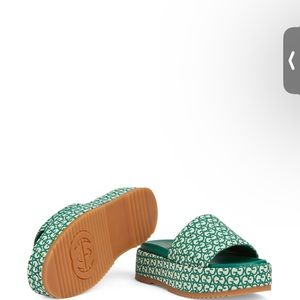 Gucci canvas slides Brand New with box, size 38